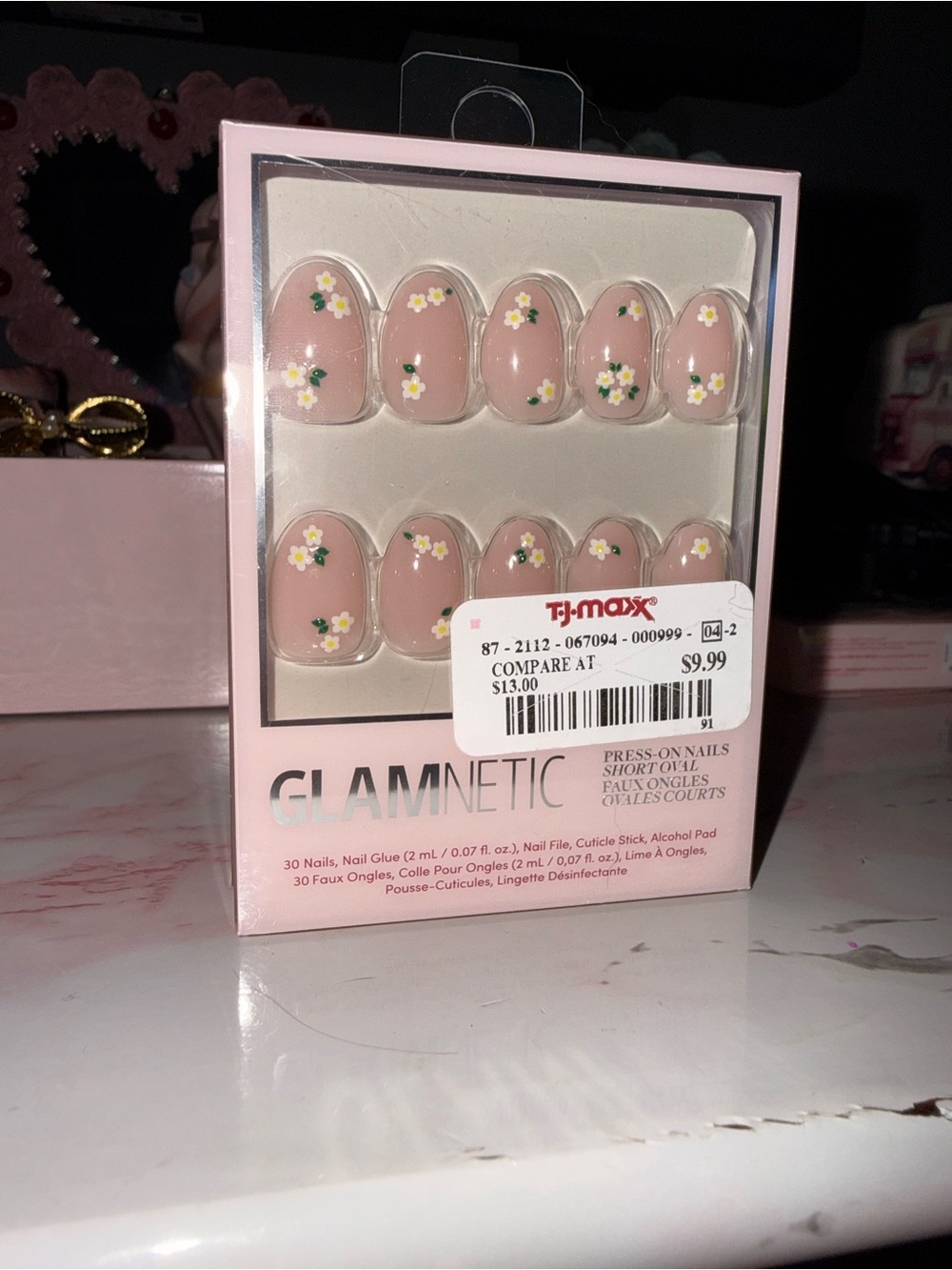 Glamnetic Press-On Nails “Petals”— Pink Daisy Design - Picture 2 of 8
